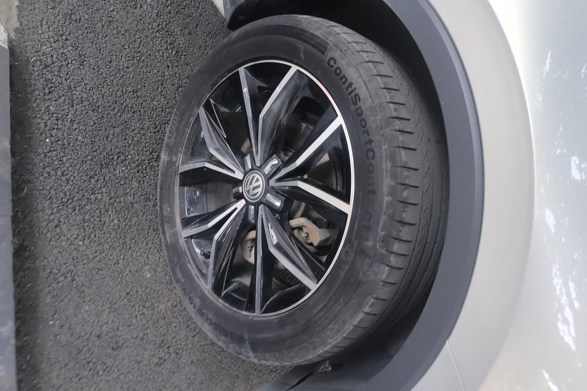 Volkswagen Tiguan L L 2019 330TSI AT Luxury VI