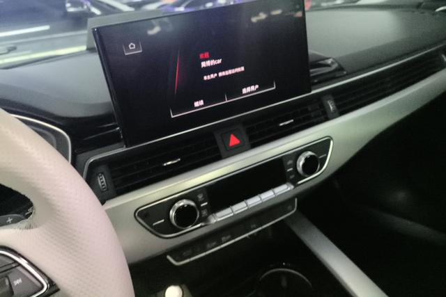 Audi A5 2022 Sportback 40 TFSI — фото 12
