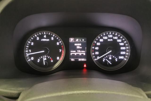 Hyundai Tucson 2018 1.6 T DCT 2 WD 15 — фото 14