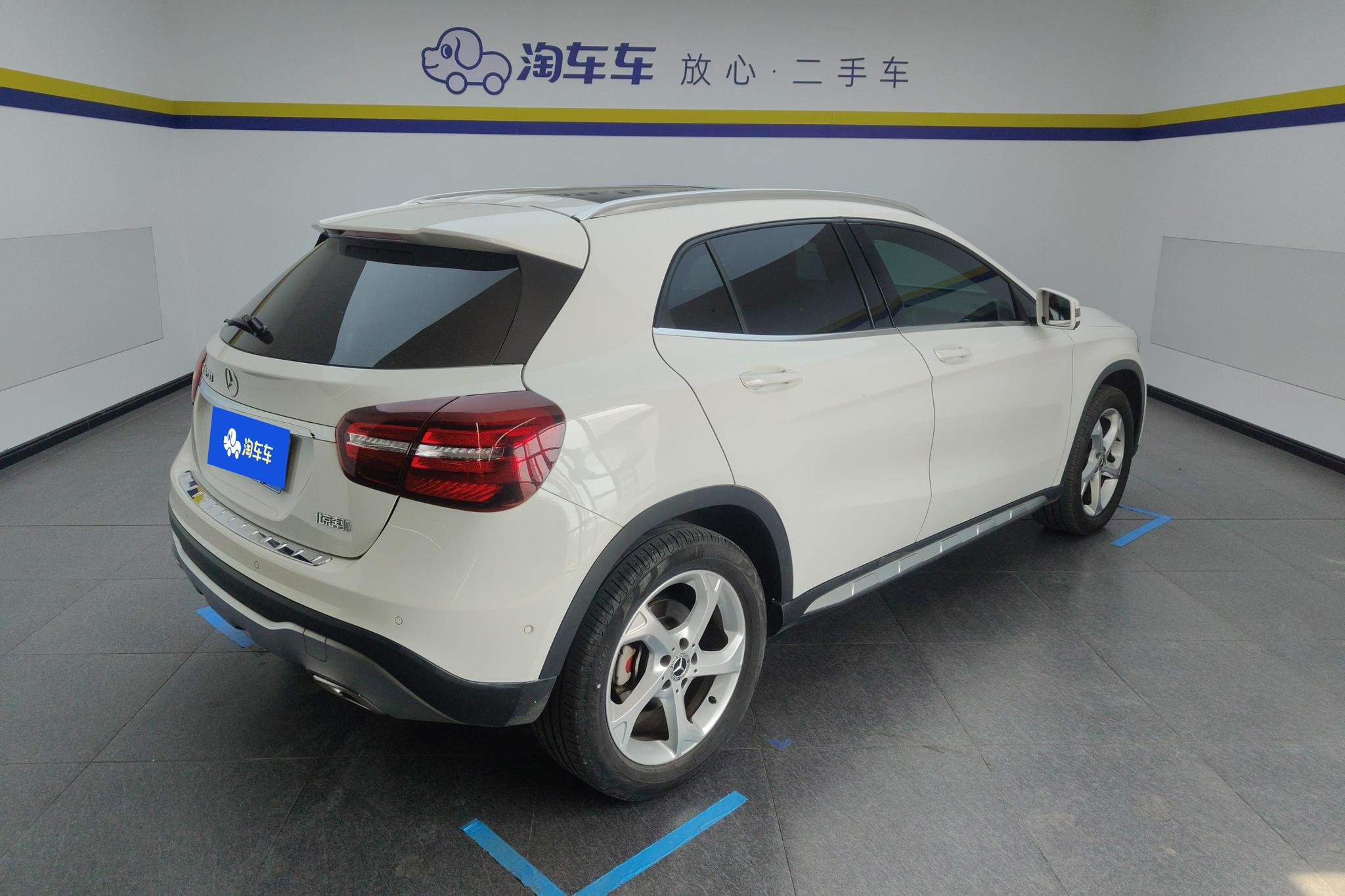 Mercedes-Benz GLA 2018 GLA 200