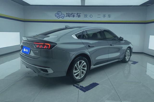 Ford Mondeo 2022 Eco Boost 245 — фото 3