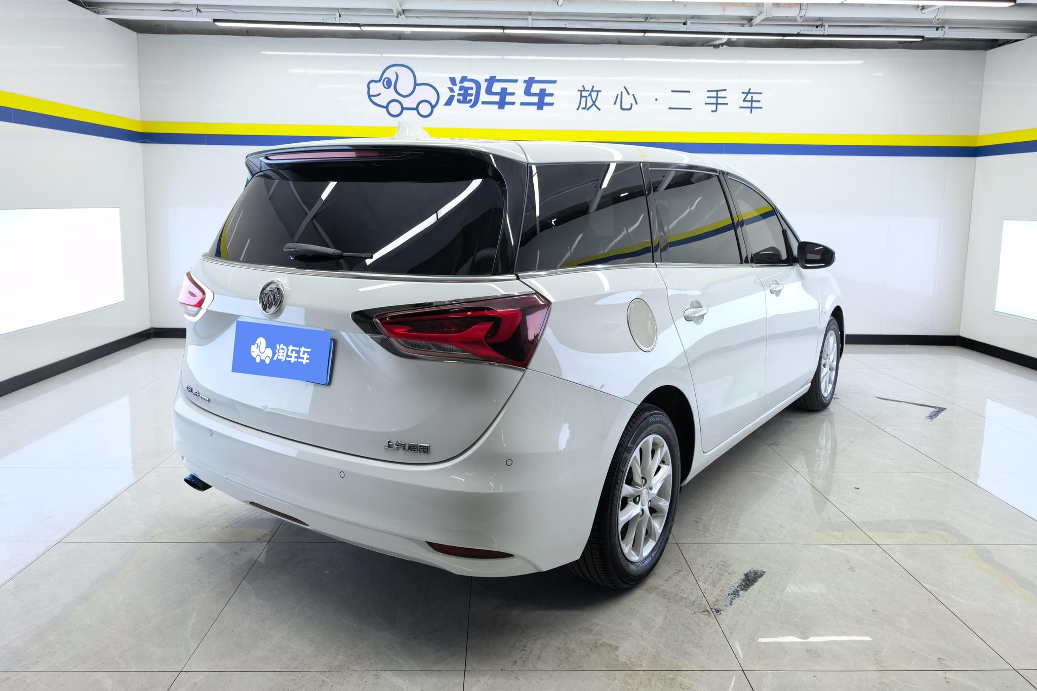 Buick GL6 2019 18T 6 мест Elite VI