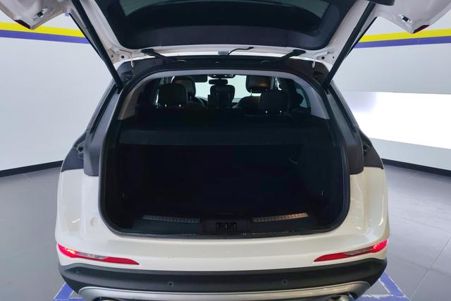 Lincoln Corsair 2022 2.0 T 2 WD — фото 17