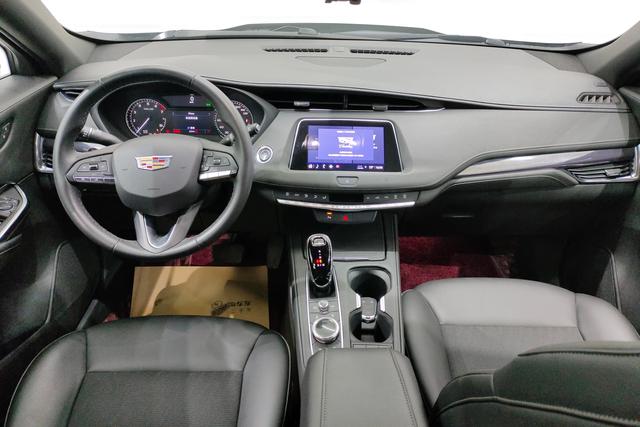 Cadillac XT4 2021 28 T 2 WD — фото 12