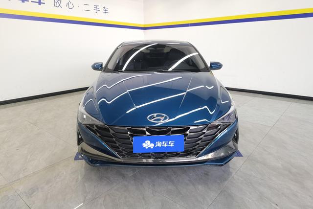 Hyundai Elantra 2021 1.5 L CVT LUX — фото 2