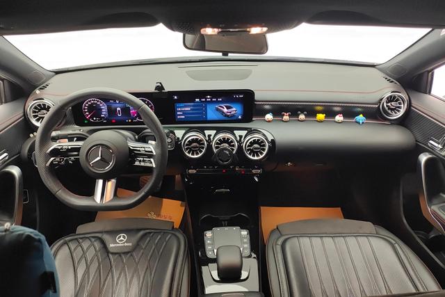 Mercedes-Benz A-Class 2023 A 200 L — фото 12