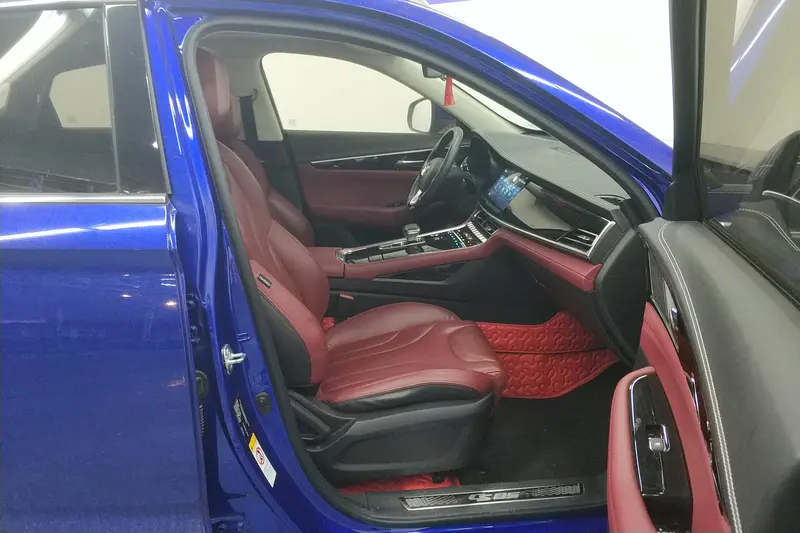 Changan CS85 COUPE — фото 13