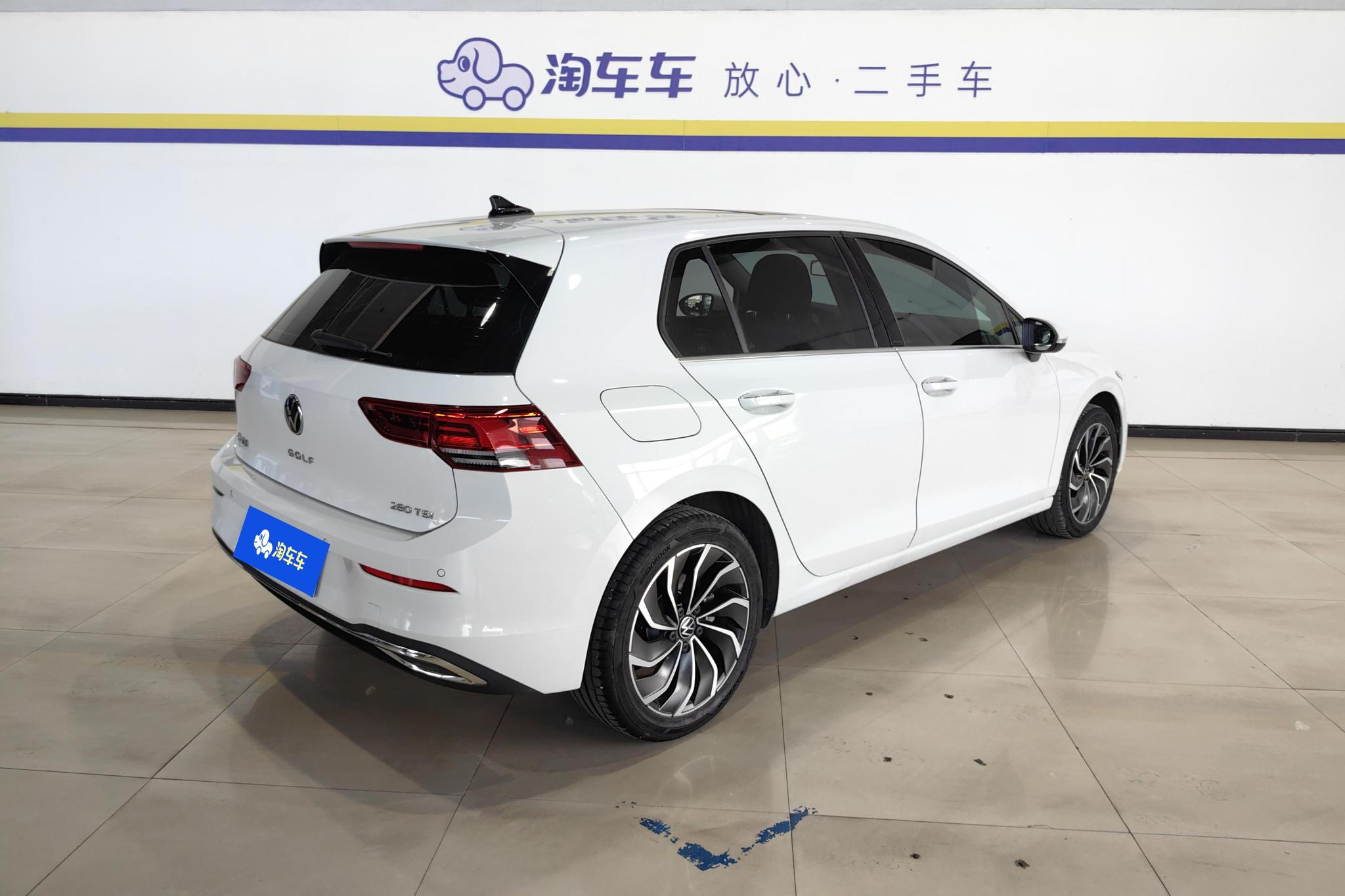 Volkswagen Golf 2023 280TSI DSG Pro