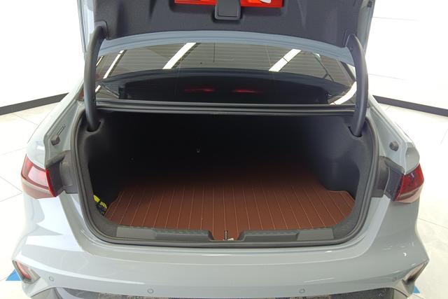 Audi A3 2025 A 3 L Limousine 35 TFSI — фото 17