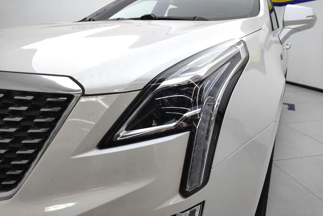 Cadillac XT5 2023 2.0 T 2 WD — фото 5