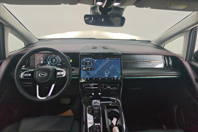 Trumpchi M8 2024 2.0 TGDI — фото 13