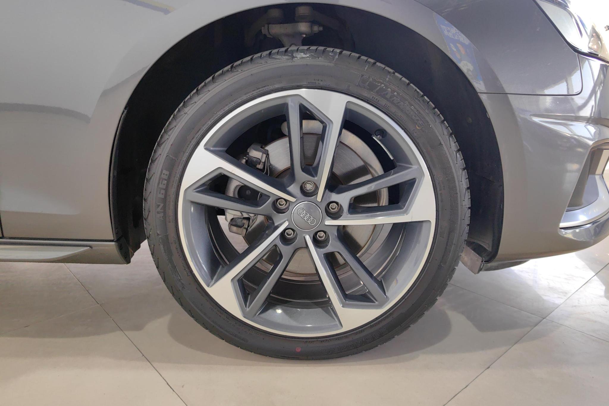 Audi A4L 2020 40 TFSI Fashion