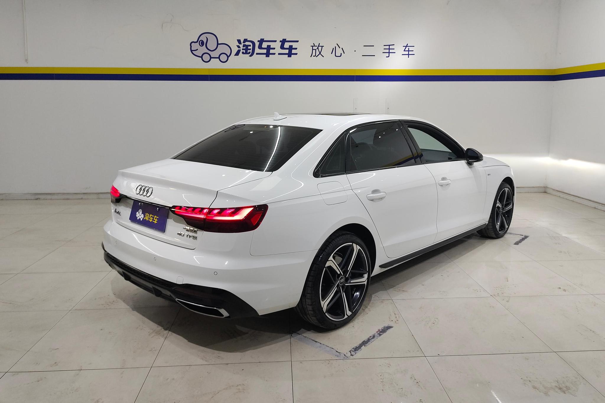 Audi A4L 2024 40 TFSI Luxury