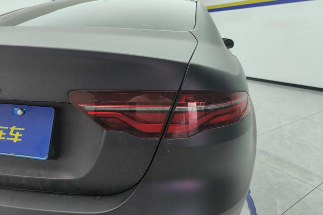 Jaguar XEL 2020 2.0 T 250 PS SE — фото 6
