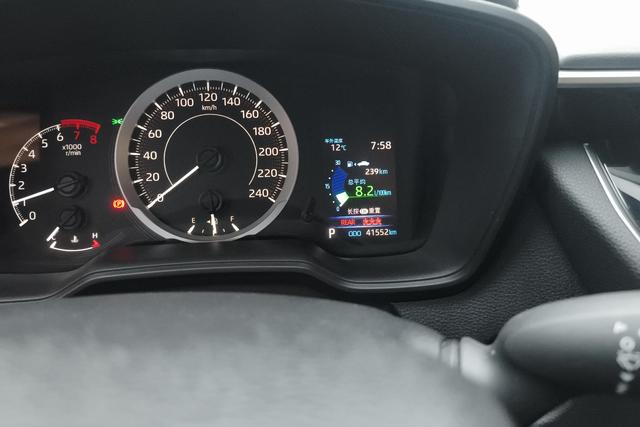 Toyota Corolla 2021 1.2 T S-CVT PLUS — фото 15