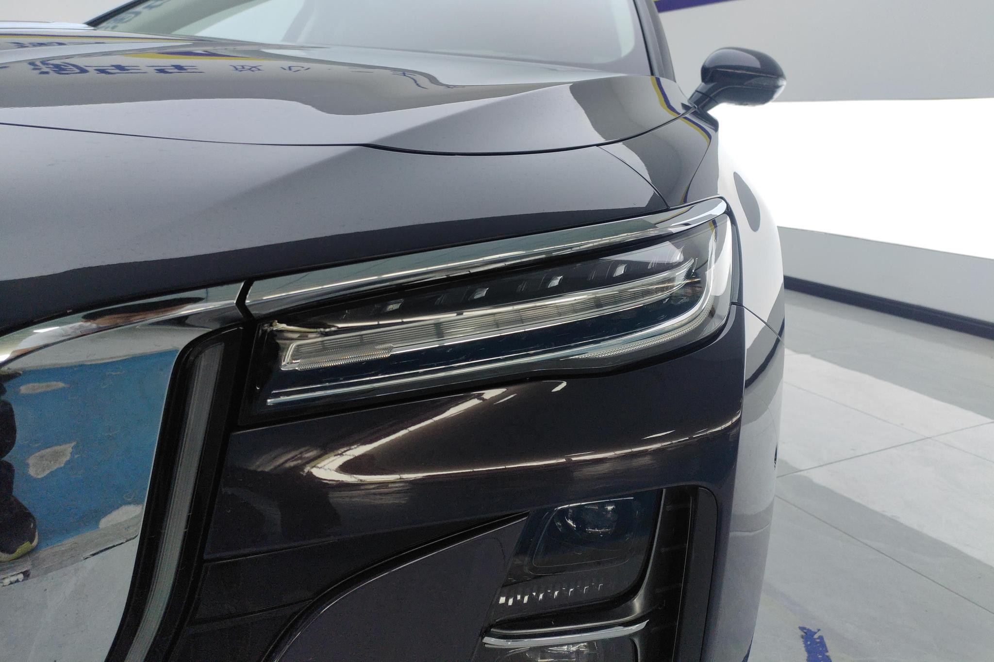 Hongqi H5 2023 2.0T AT