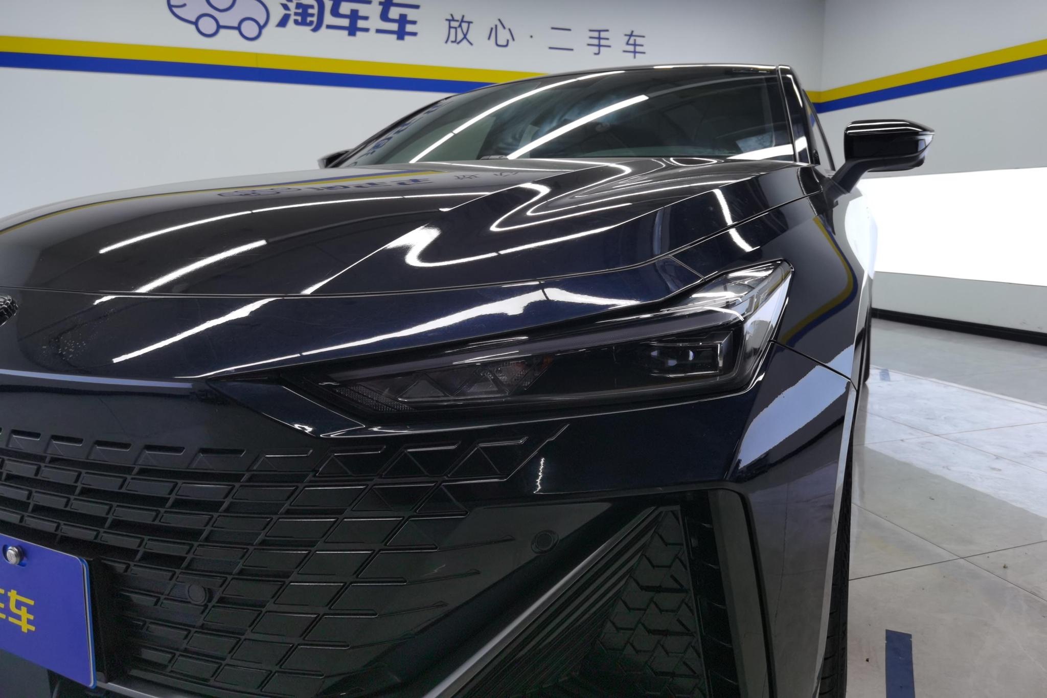 Changan UNI-V 2022 1.5T Luxury