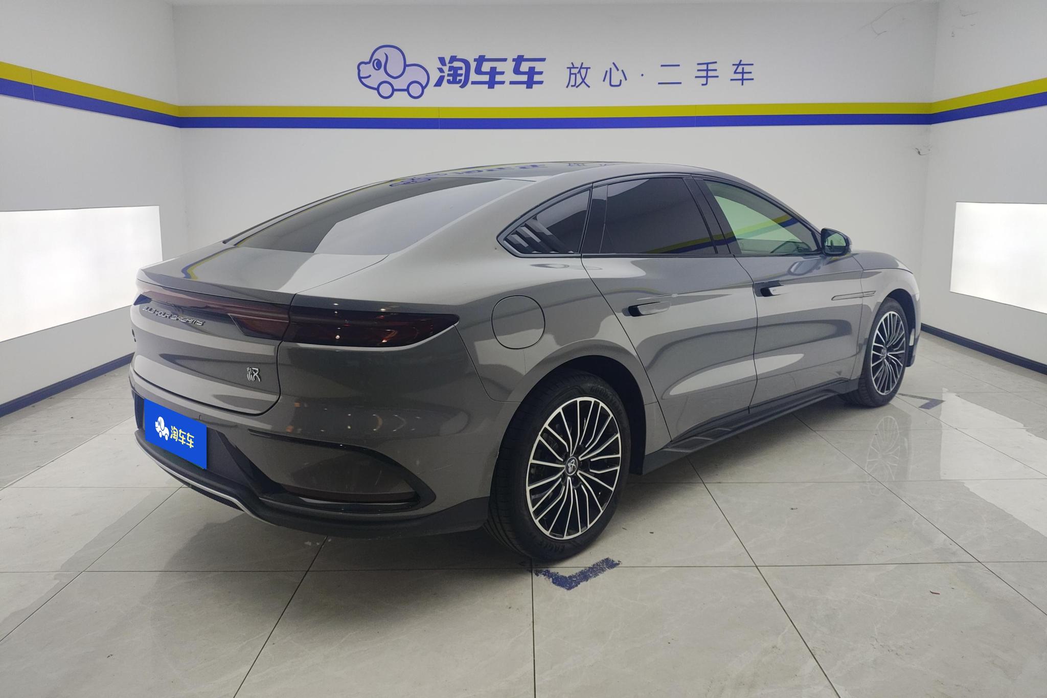 BYD Han DM 2024 DM-i 121KM