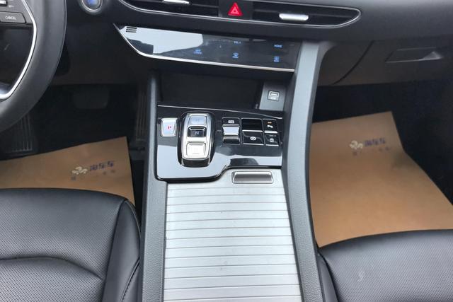 Hyundai Sonata 2020 270 TGDi GLS DCT — фото 10