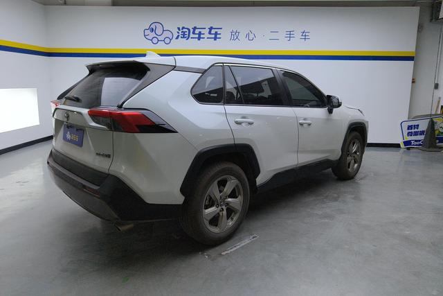 Toyota RAV4 2021 2.0 L CVT 2 WD — фото 3