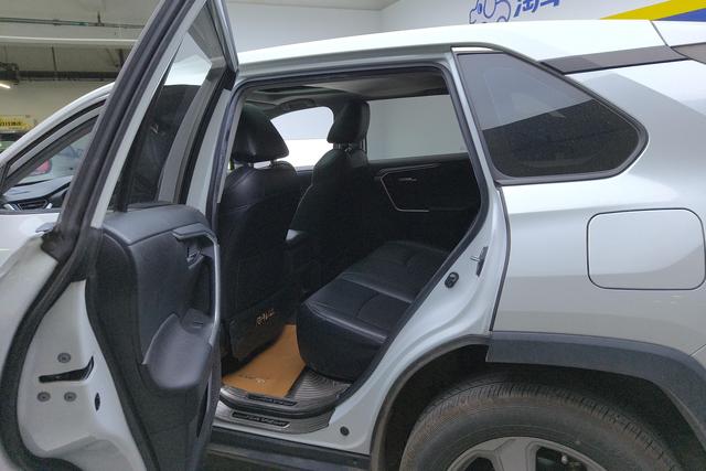 Toyota RAV4 2021 2.0 L CVT 2 WD — фото 16