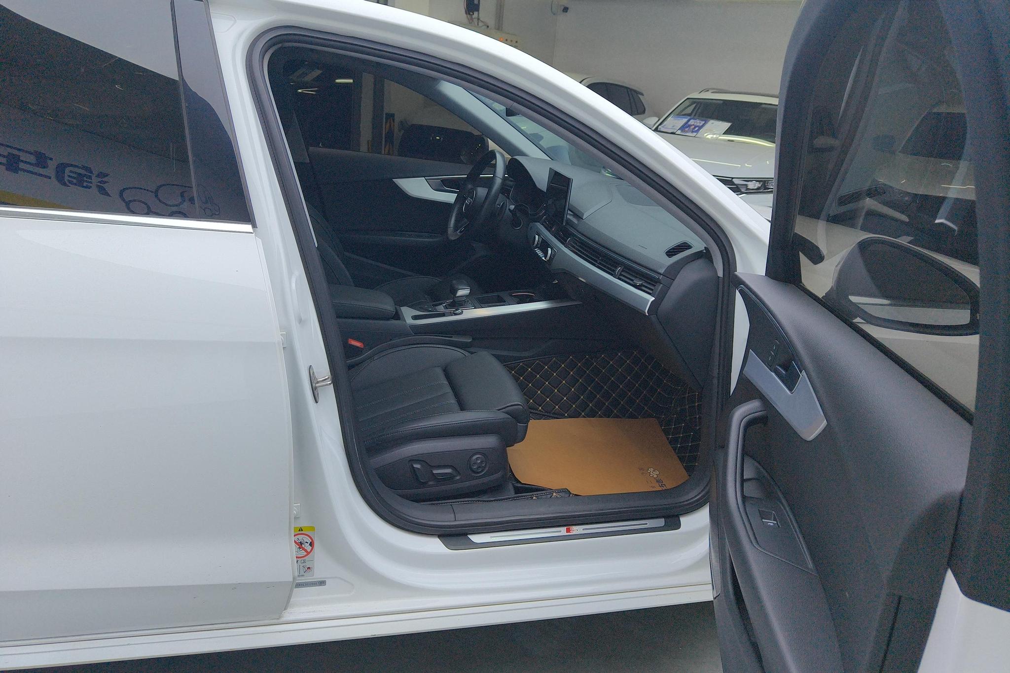 Audi A4L 2020 40 TFSI Luxury