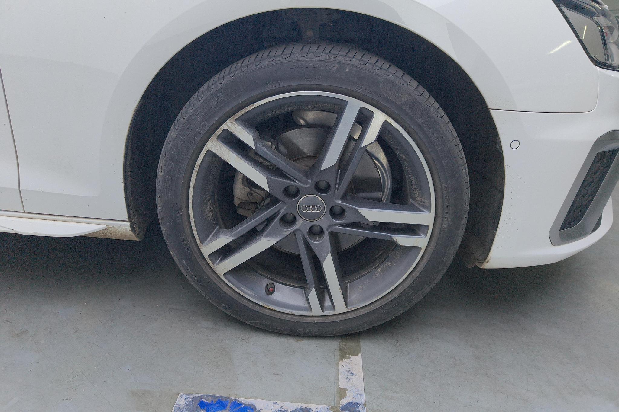Audi A4L 2020 40 TFSI Luxury