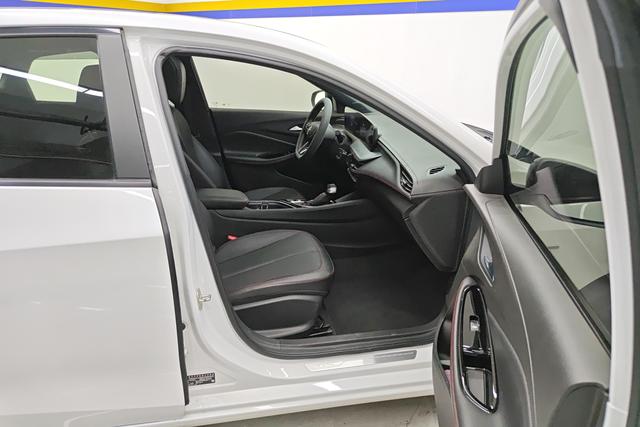 Buick Verano 2023 Pro GS — фото 16