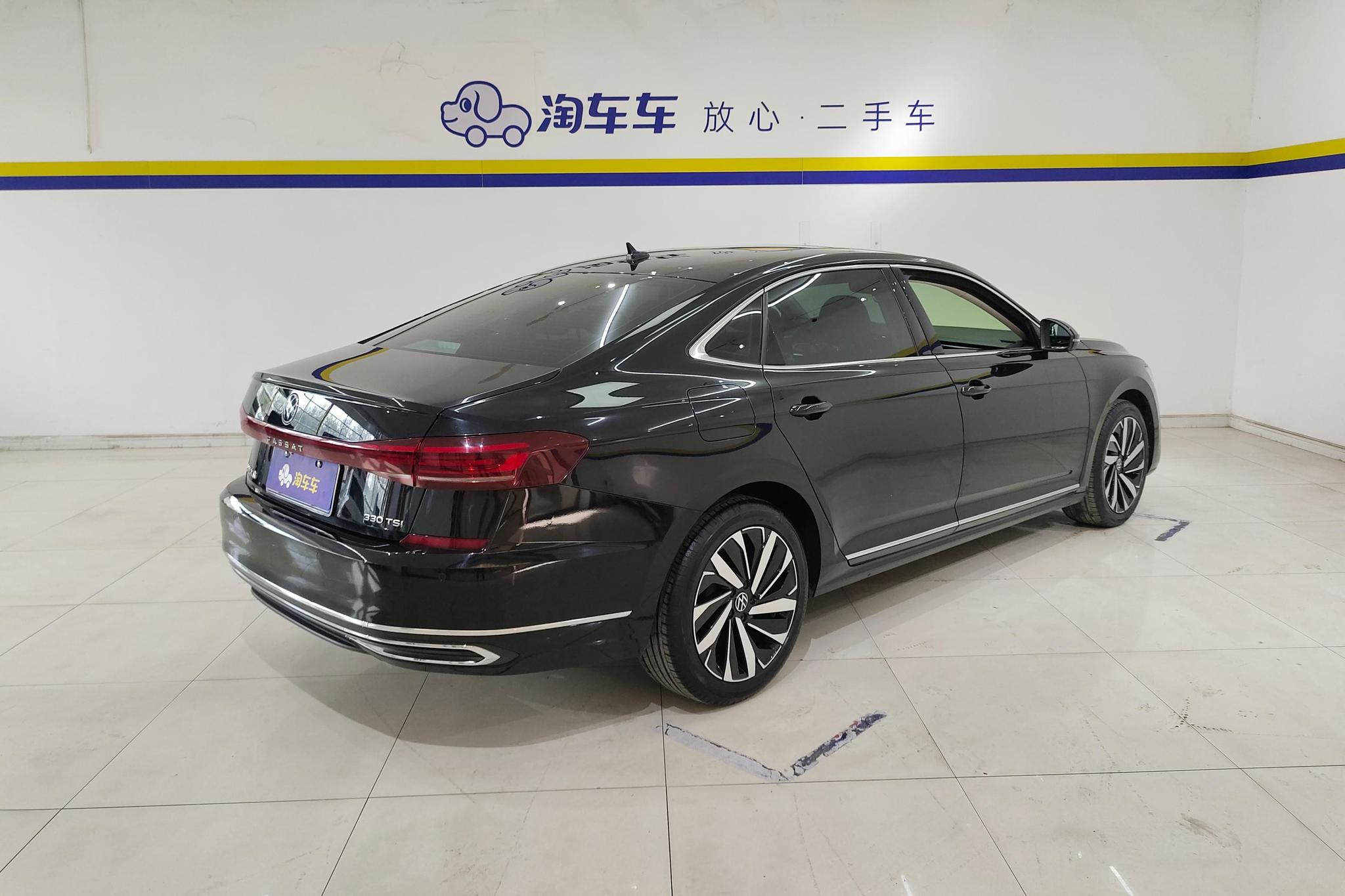 Volkswagen Passat 2022 330TSI Elite