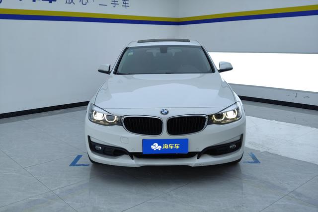 BMW 3-Series GT 2019 320i — фото 2
