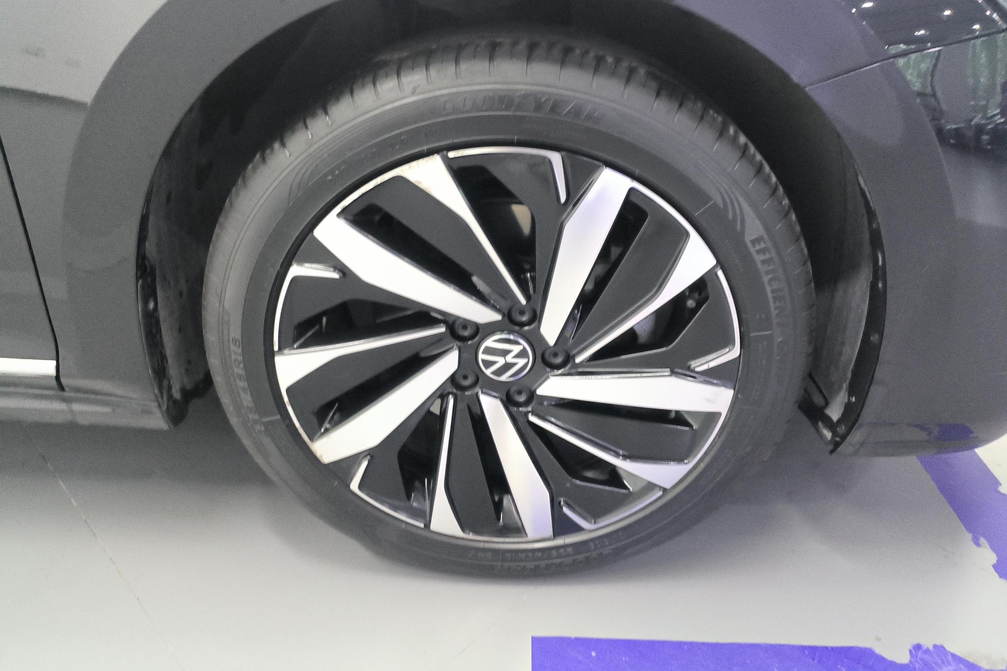 Volkswagen Passat 2022 330TSI Elite