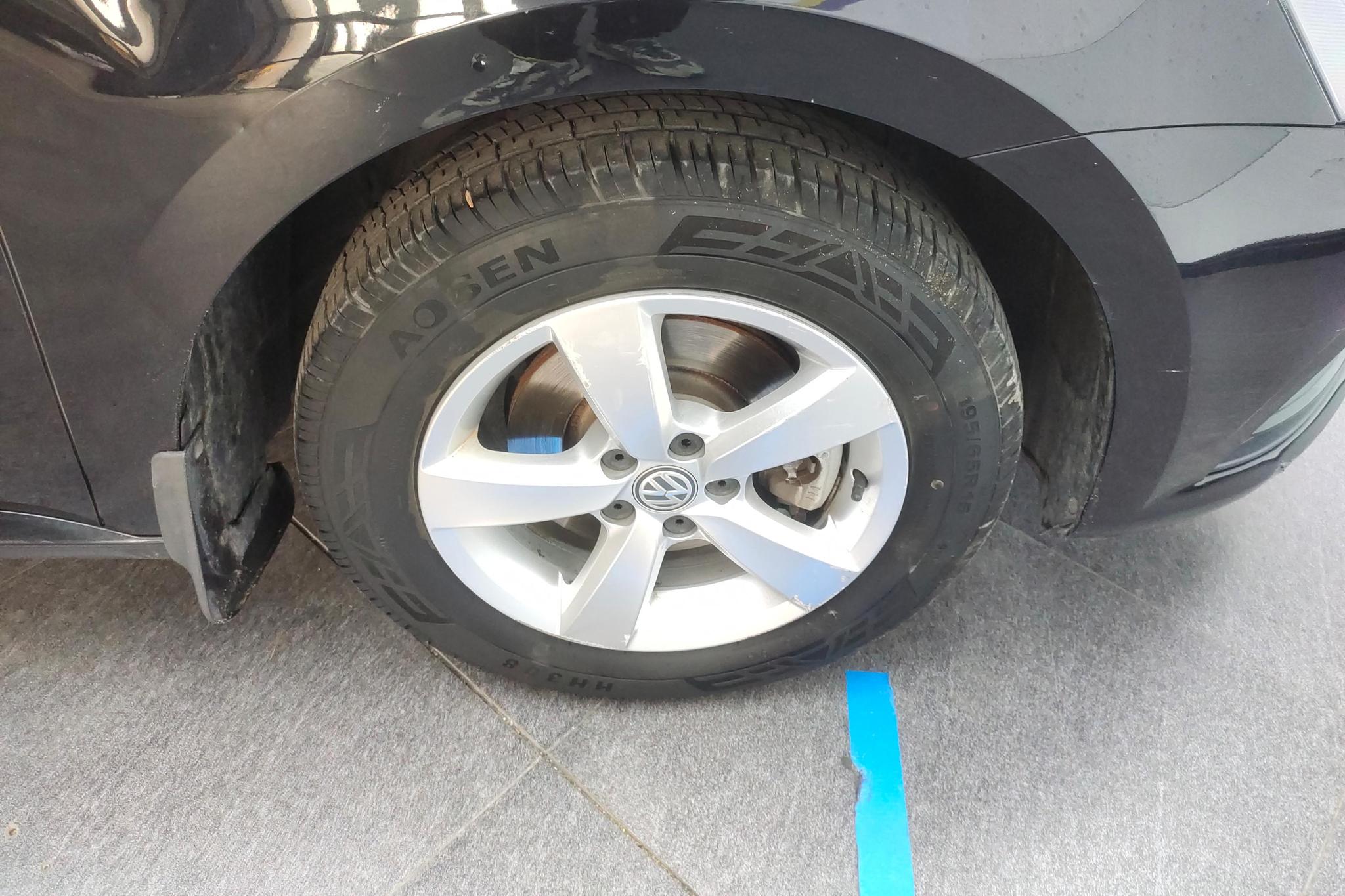 Volkswagen Lavida 2015 1.6L AT
