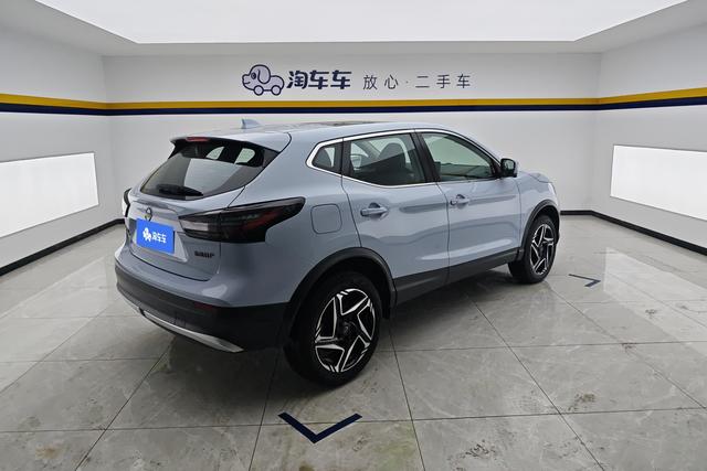 Nissan Qashqai 2025 2.0 L CVT XV+ — фото 3