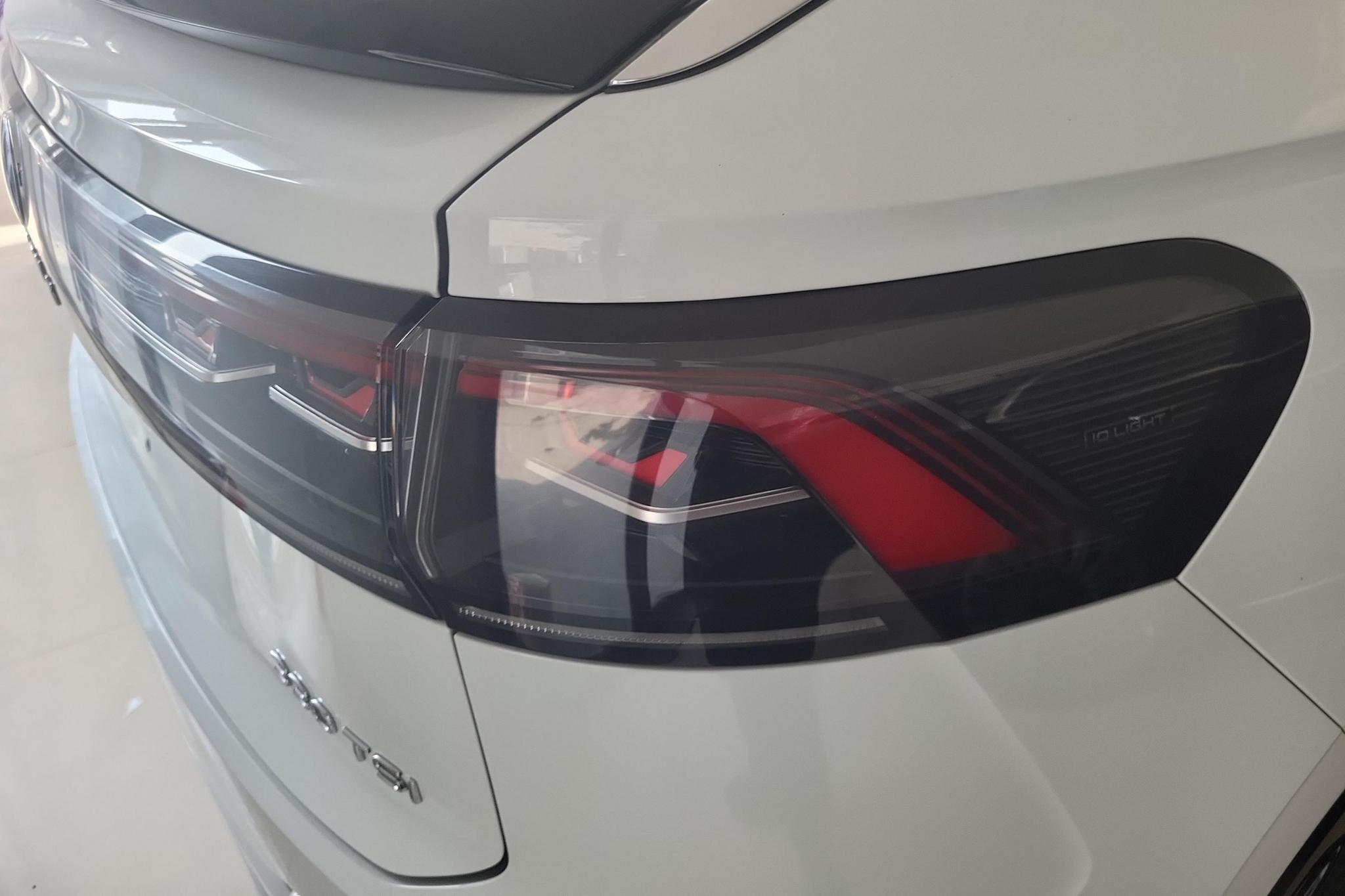 Volkswagen TayronX X 2023 330TSI Luxury
