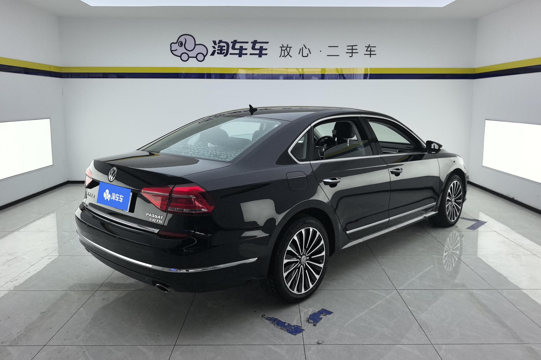 Volkswagen Passat 2017 330TSI DSG
