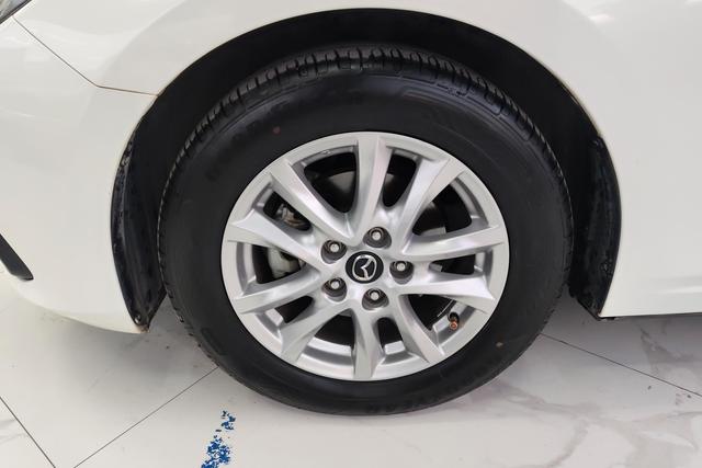 Mazda 3 2016 1.5 L ATComfort — фото 7