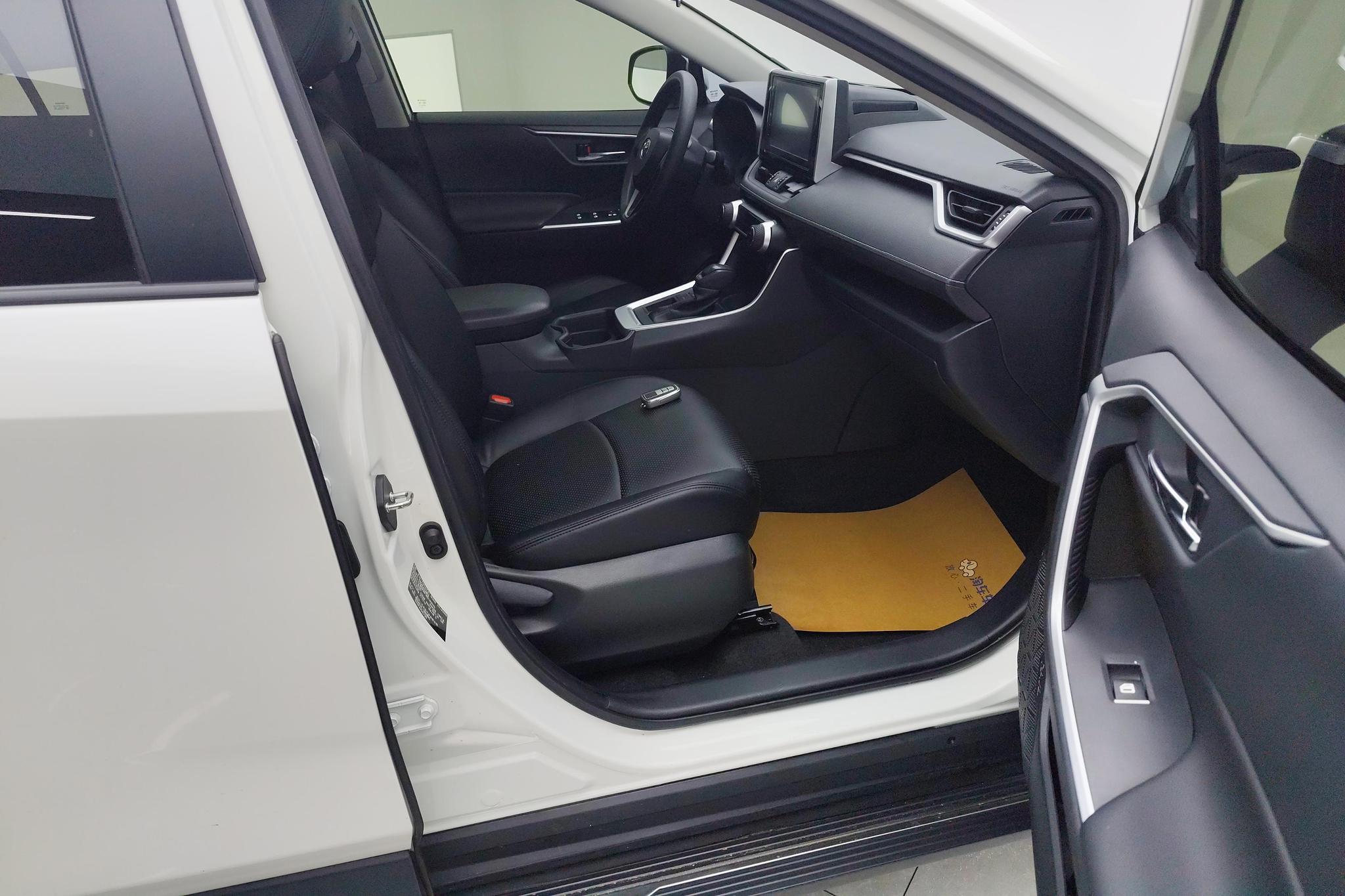 Toyota RAV4 2020 2.0L CVT