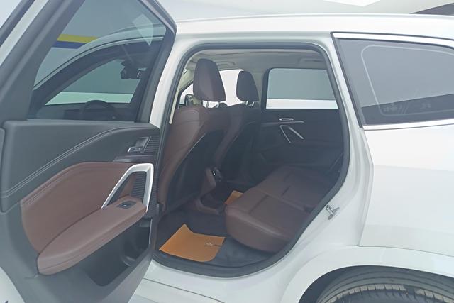 BMW X1 2025 s Drive 25 Li M — фото 16