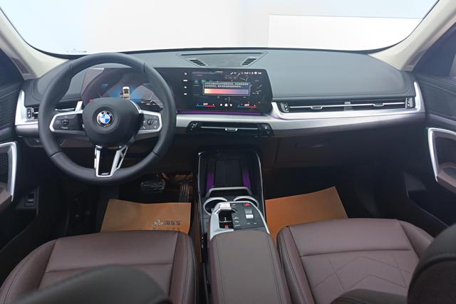 BMW X1 2025 s Drive 25 Li M — фото 12