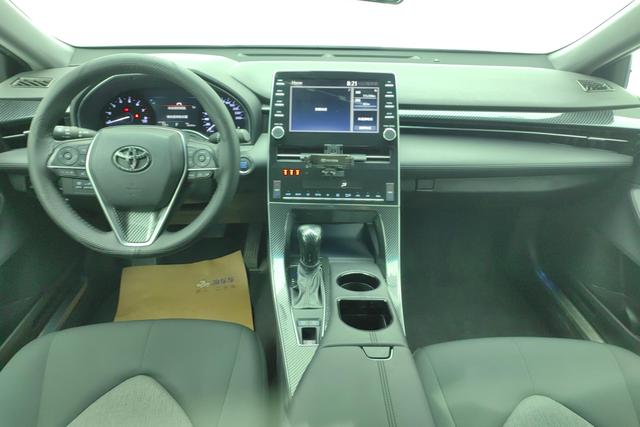 Toyota Avalon 2019 2.0 L VI — фото 13