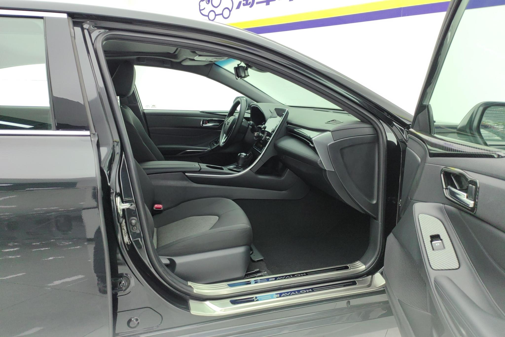 Toyota Avalon 2019 2.0L VI