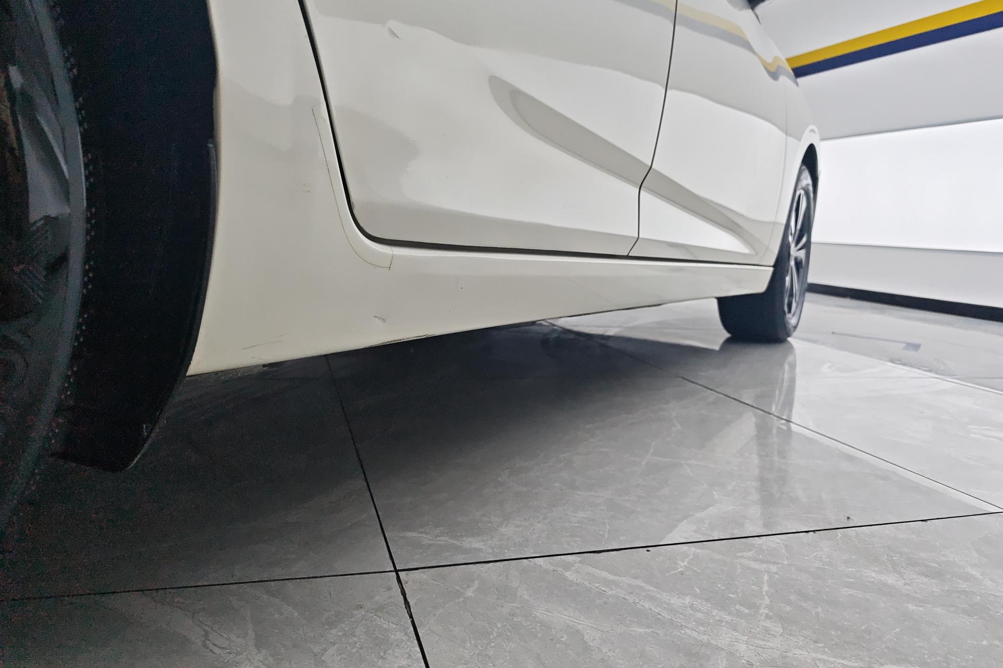 Nissan Sylphy 2022 1.6L XL CVT Enjoy