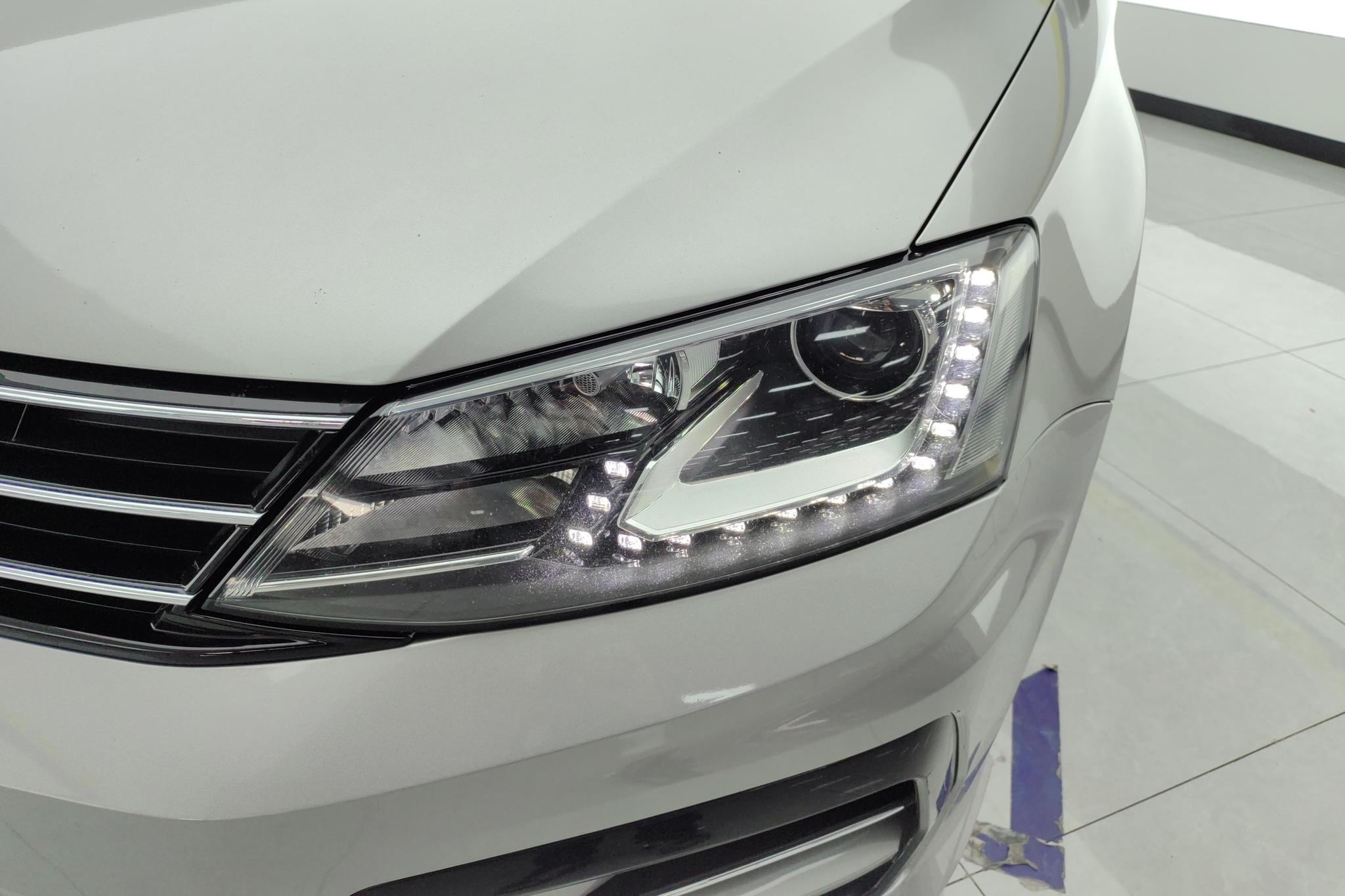 Volkswagen Sagitar 2018 280TSI DSG