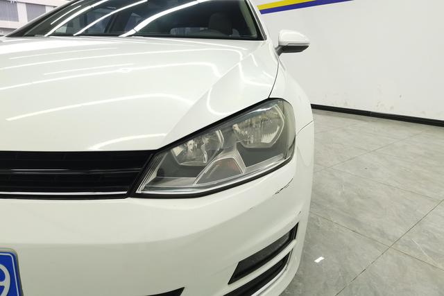 Volkswagen Golf 2015 1.4 TSI ATLuxury — фото 4