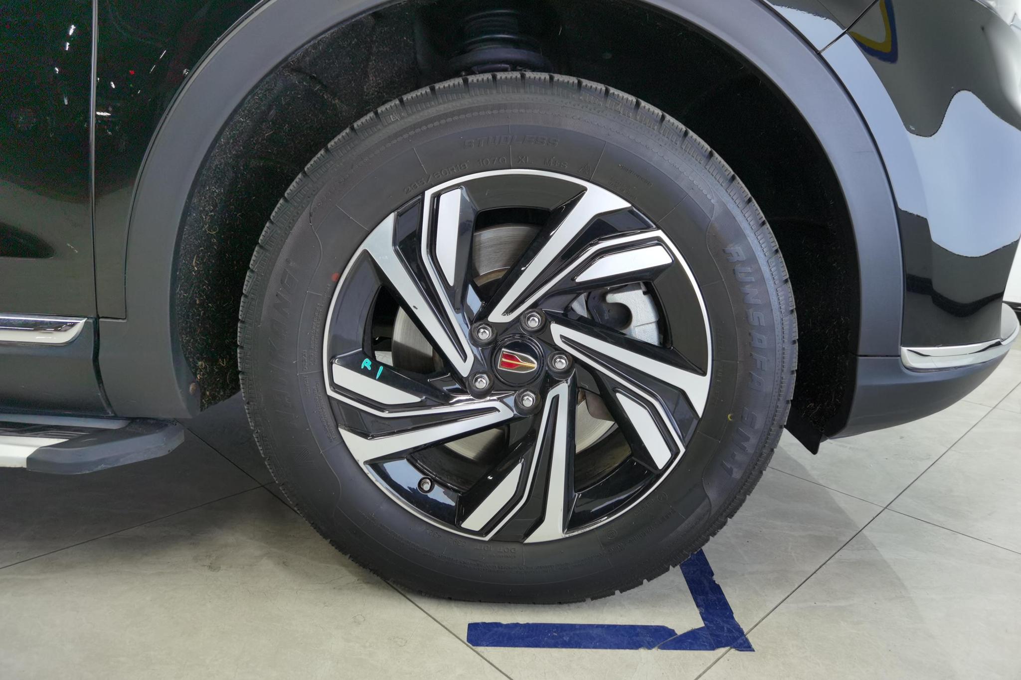 Hongqi HS5 2022 2.0T