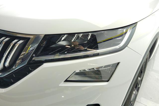 Skoda GT 2021 TSI 330 2 WD — фото 4