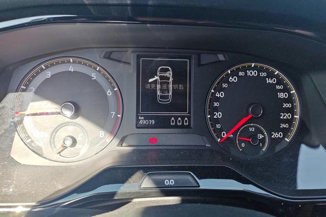 Volkswagen Bora 2019 1.5 L MTComfort — фото 14