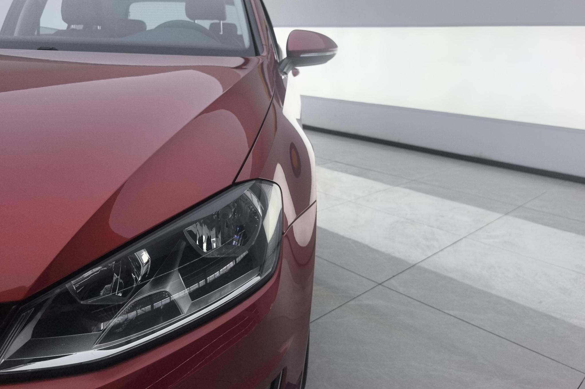Volkswagen Golf 2015 1.6L AT Fashion