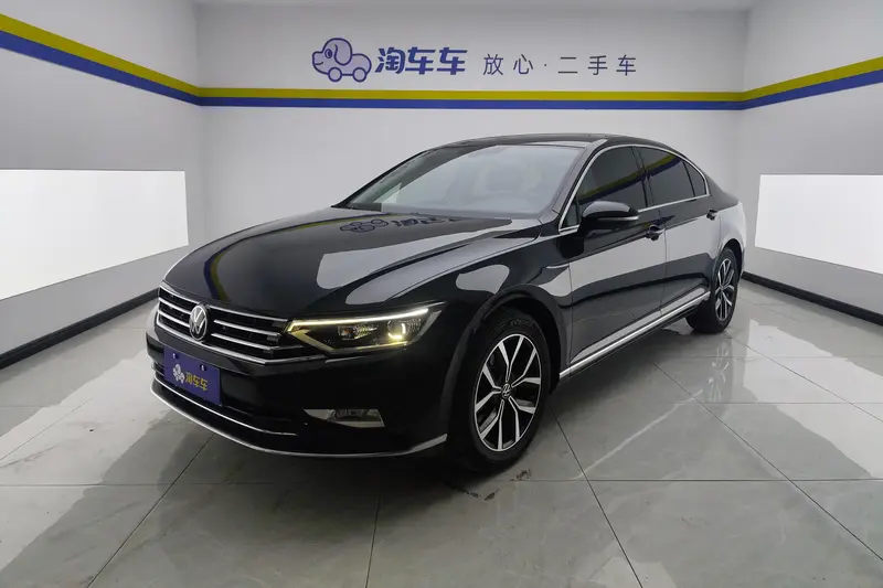 Volkswagen Magotan 330 TSI DSG — фото 1