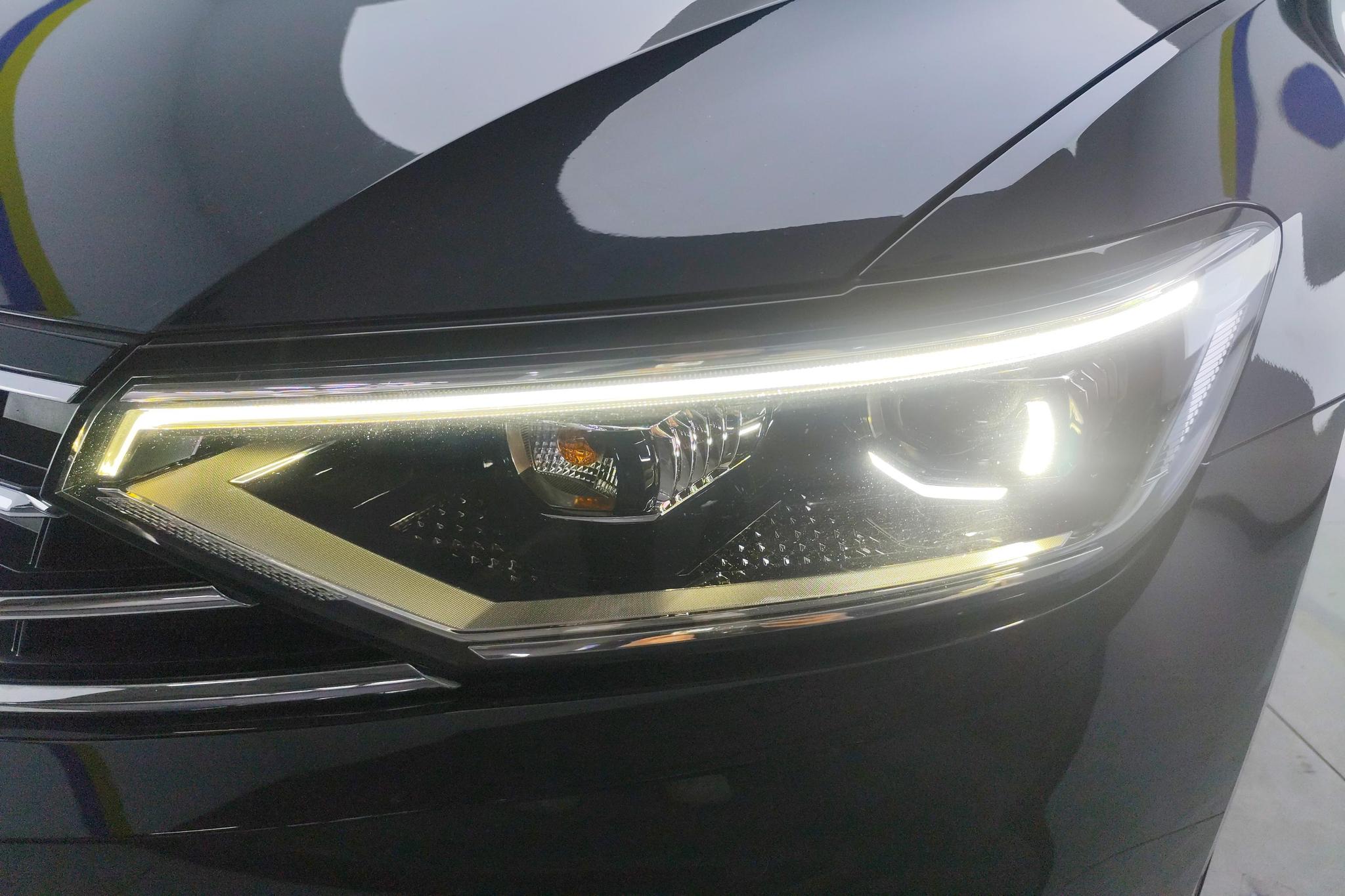 Volkswagen Magotan 2020 330TSI DSG Lead